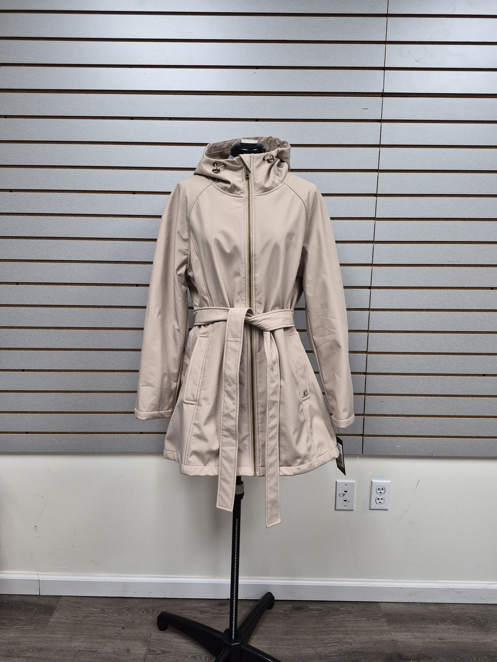 Tommy Hilfiger Women’s Beige Hooded Trench Coat with Belt